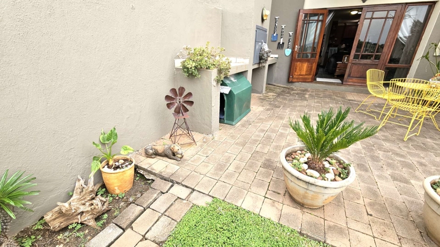 2 Bedroom Property for Sale in Melodie North West